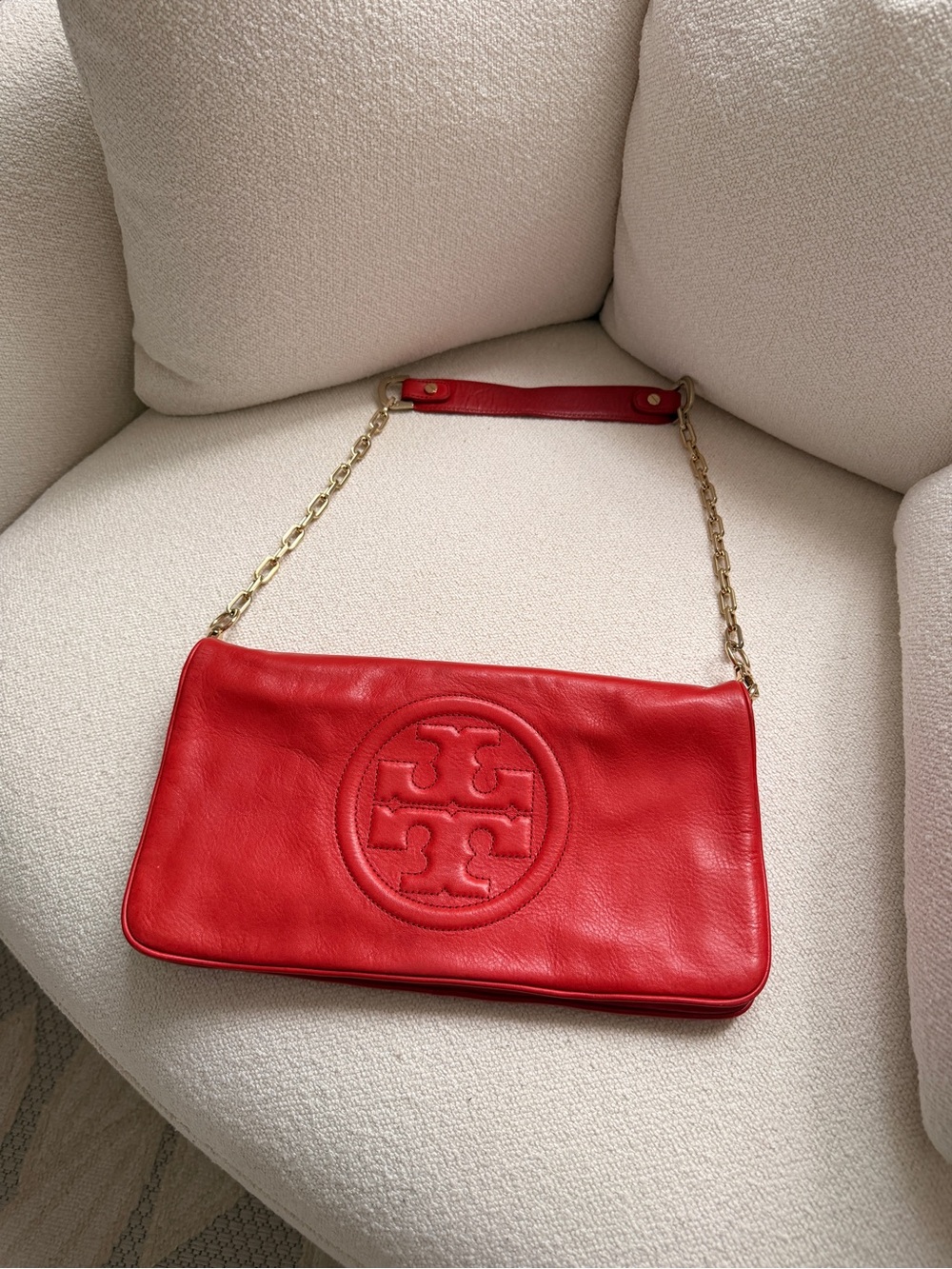 Tory Burch Vibrant Red Leather Logo Shoulder Bag with Gold Chain